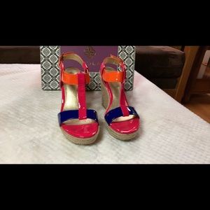 Isola Tri Color patent leather wedge sandal